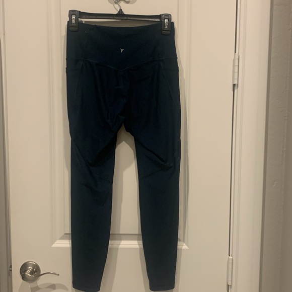 Old Navy Workout Leggings, Size M, Dark Green/Bluish. - Picture 3 of 4
